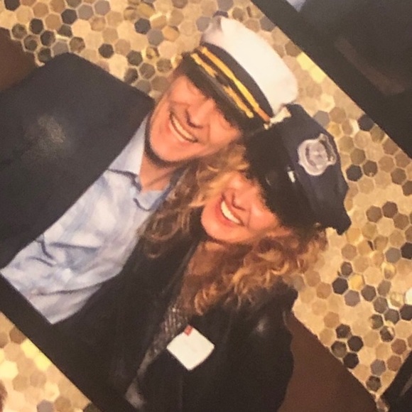 Meet your Posher, Shelly - Picture 1 of 1